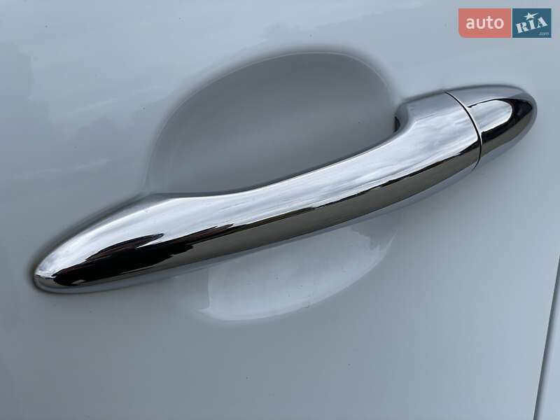 Позашляховик / Кросовер Kia Sportage 2012 в Ковелі