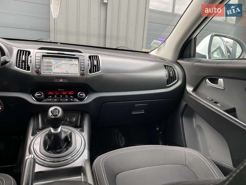 Позашляховик / Кросовер Kia Sportage 2012 в Ковелі