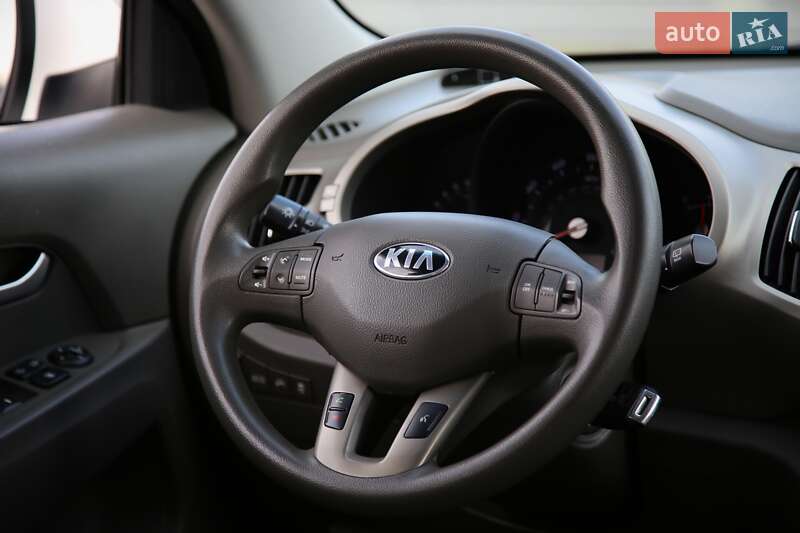 Внедорожник / Кроссовер Kia Sportage 2014 в Харькове