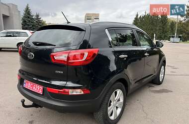 Внедорожник / Кроссовер Kia Sportage 2013 в 
