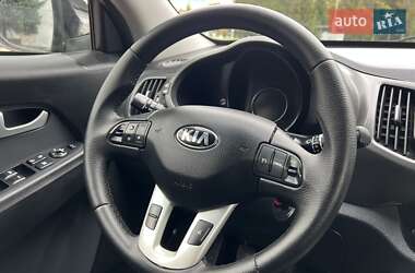 Внедорожник / Кроссовер Kia Sportage 2013 в 