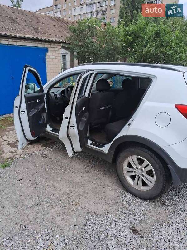 Позашляховик / Кросовер Kia Sportage 2012 в Кривому Розі фото 2 Позашляховик / Кросовер Kia Sportage 2012 в Кривому Розі