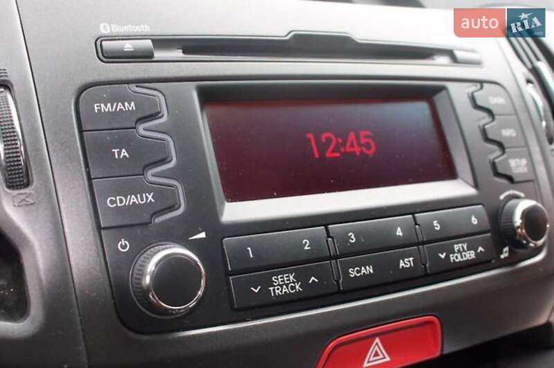 Внедорожник / Кроссовер Kia Sportage 2010 в Харькове