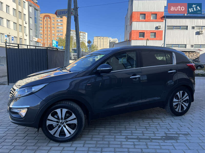Позашляховик / Кросовер Kia Sportage 2010 в Тернополі фото 5 Позашляховик / Кросовер Kia Sportage 2010 в Тернополі
