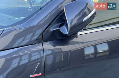 Позашляховик / Кросовер Kia Sportage 2010 в 