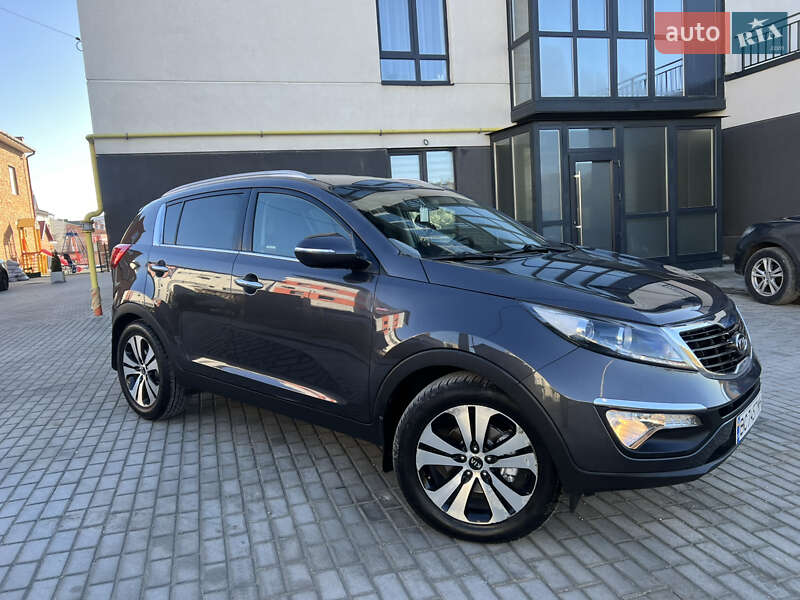Позашляховик / Кросовер Kia Sportage 2010 в Тернополі фото 21 Позашляховик / Кросовер Kia Sportage 2010 в Тернополі