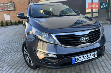Позашляховик / Кросовер Kia Sportage 2010 в 