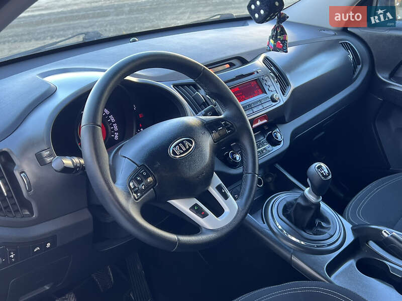 Позашляховик / Кросовер Kia Sportage 2010 в Тернополі фото 34 Позашляховик / Кросовер Kia Sportage 2010 в Тернополі