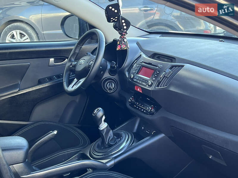 Позашляховик / Кросовер Kia Sportage 2010 в Тернополі фото 46 Позашляховик / Кросовер Kia Sportage 2010 в Тернополі