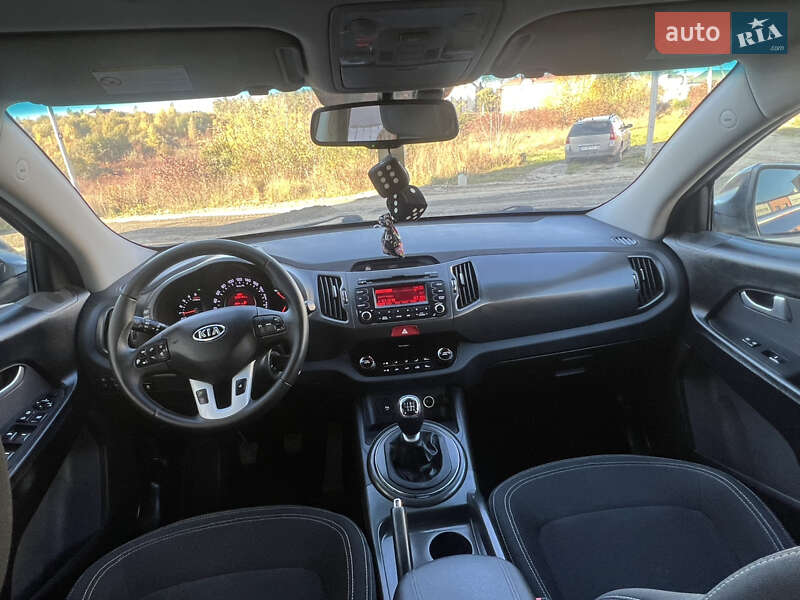 Позашляховик / Кросовер Kia Sportage 2010 в Тернополі фото 49 Позашляховик / Кросовер Kia Sportage 2010 в Тернополі