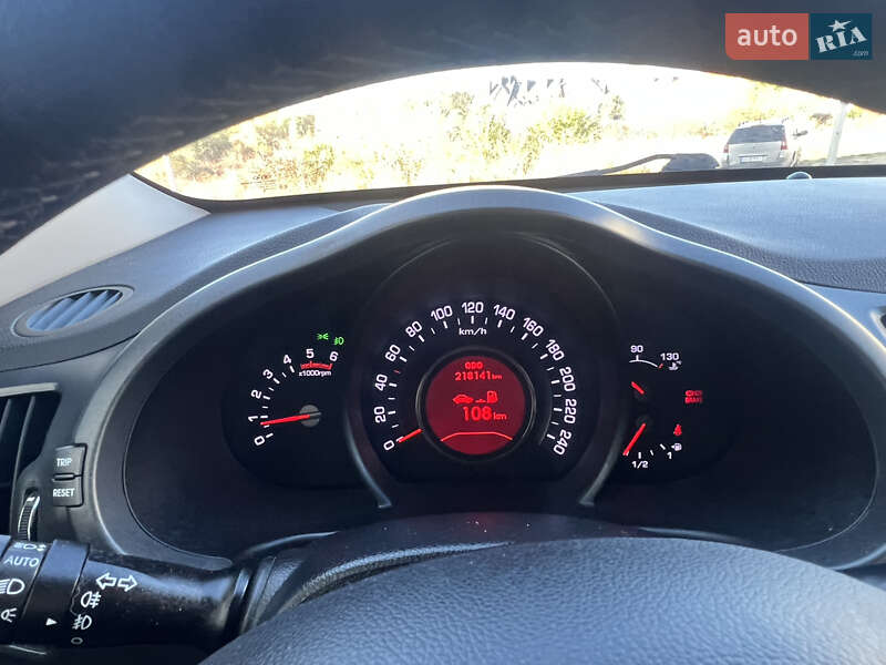 Позашляховик / Кросовер Kia Sportage 2010 в Тернополі фото 53 Позашляховик / Кросовер Kia Sportage 2010 в Тернополі