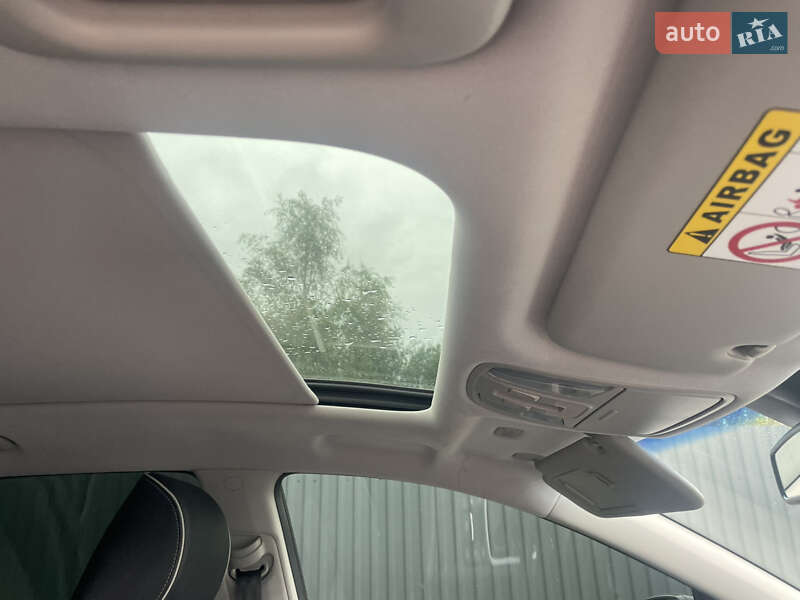 Внедорожник / Кроссовер Kia Sportage 2015 в Дрогобыче фото 30 Внедорожник / Кроссовер Kia Sportage 2015 в Дрогобыче