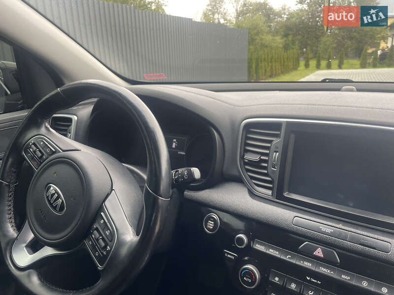 Внедорожник / Кроссовер Kia Sportage 2015 в Дрогобыче фото 32 Внедорожник / Кроссовер Kia Sportage 2015 в Дрогобыче