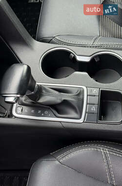 Позашляховик / Кросовер Kia Sportage 2020 в 