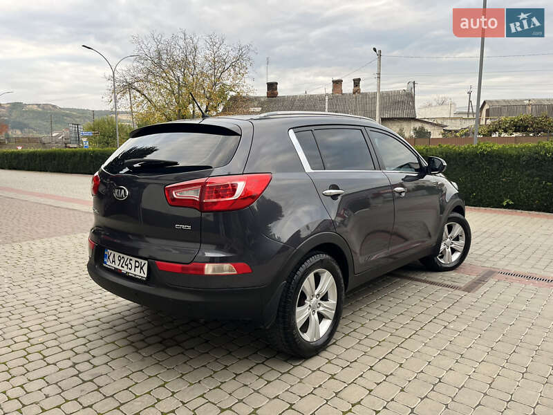 Внедорожник / Кроссовер Kia Sportage 2013 в Могилев-Подольске фото 38 Внедорожник / Кроссовер Kia Sportage 2013 в Могилев-Подольске