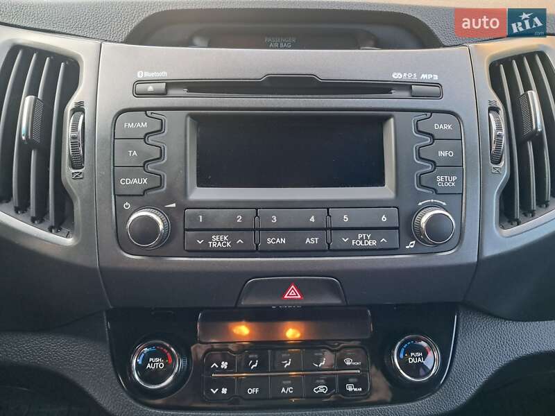 Внедорожник / Кроссовер Kia Sportage 2013 в Могилев-Подольске фото 63 Внедорожник / Кроссовер Kia Sportage 2013 в Могилев-Подольске