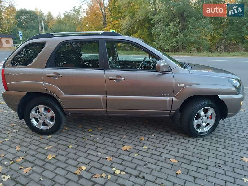 Внедорожник / Кроссовер Kia Sportage 2008 в Красилове