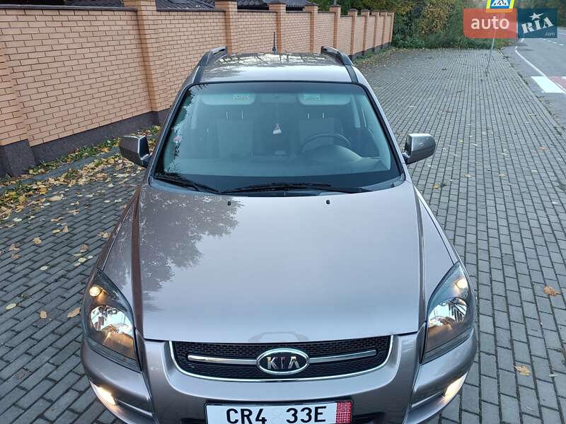 Внедорожник / Кроссовер Kia Sportage 2008 в Красилове