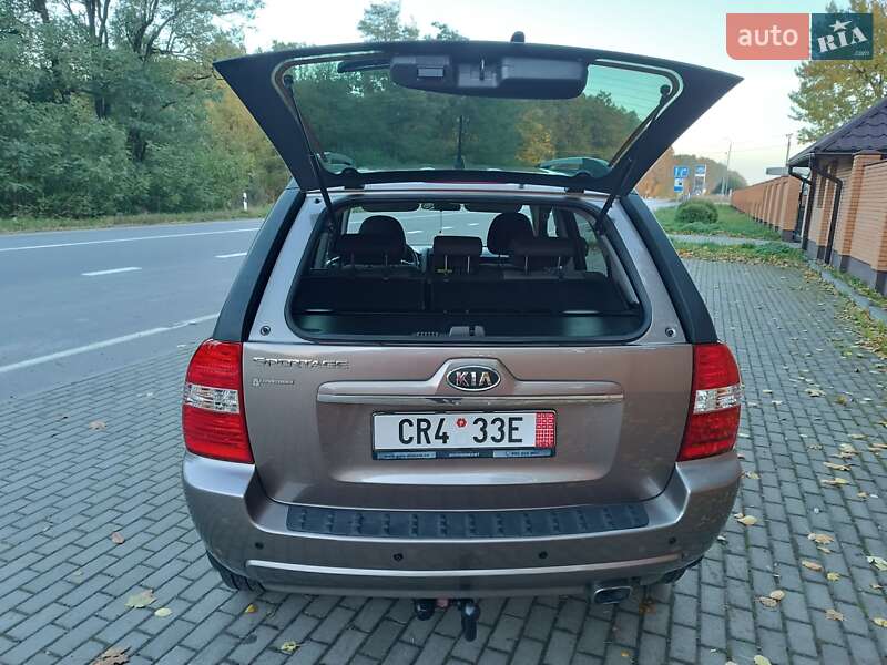 Внедорожник / Кроссовер Kia Sportage 2008 в Красилове