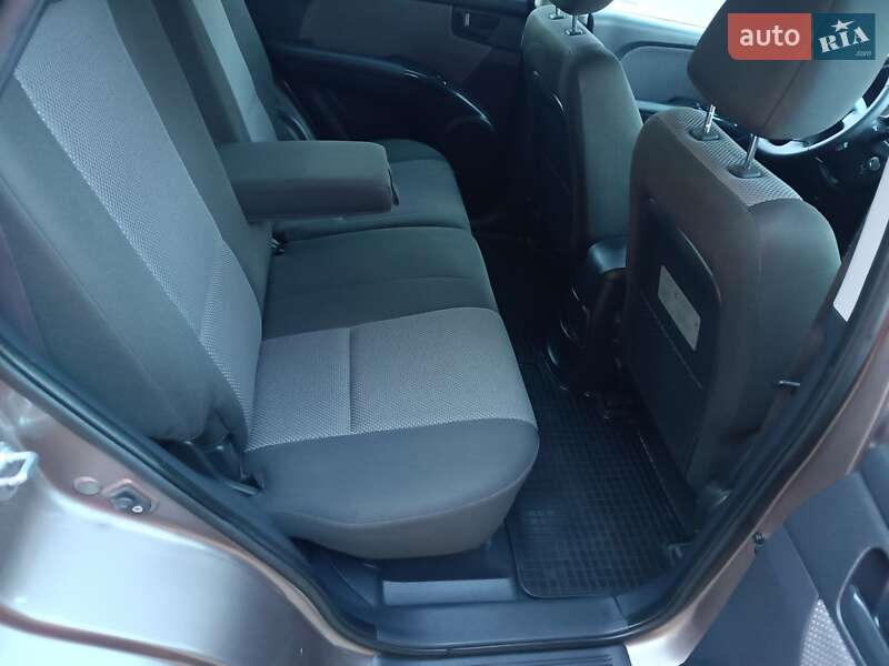 Внедорожник / Кроссовер Kia Sportage 2008 в Красилове