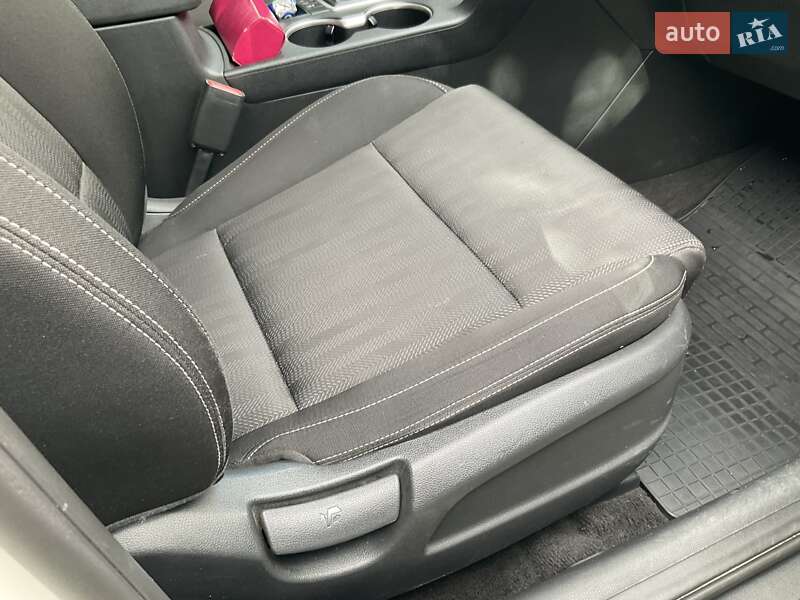 Внедорожник / Кроссовер Kia Sportage 2016 в Киеве фото 10 Внедорожник / Кроссовер Kia Sportage 2016 в Киеве