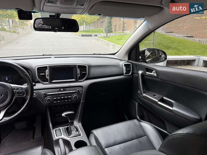 Позашляховик / Кросовер Kia Sportage 2016 в Дніпрі фото 19 Позашляховик / Кросовер Kia Sportage 2016 в Дніпрі