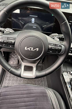 Внедорожник / Кроссовер Kia Sportage 2023 в 