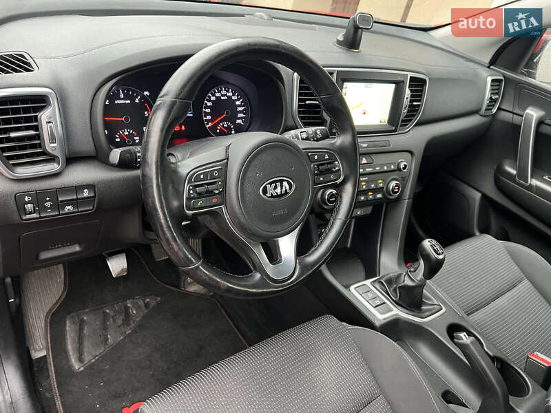 Внедорожник / Кроссовер Kia Sportage 2016 в Львове