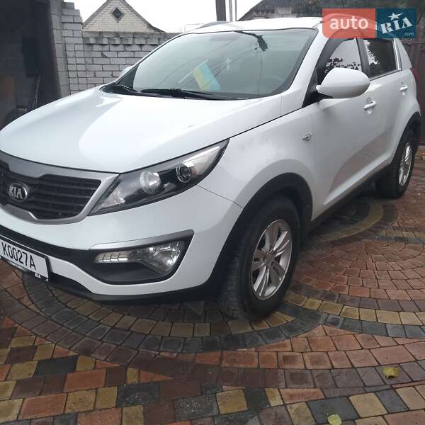 Внедорожник / Кроссовер Kia Sportage 2013 в Днепре