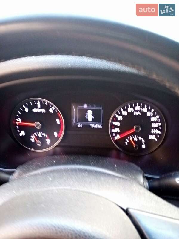 Позашляховик / Кросовер Kia Sportage 2016 в Львові фото 19 Позашляховик / Кросовер Kia Sportage 2016 в Львові