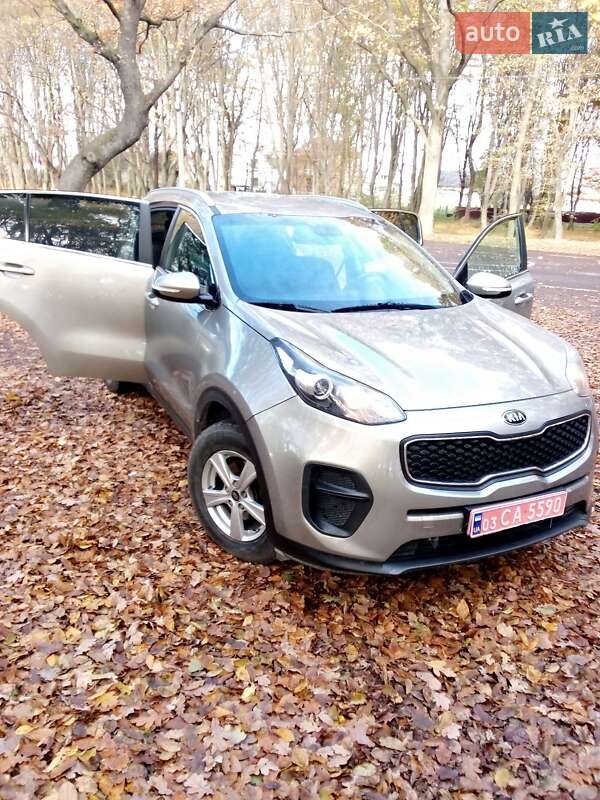 Позашляховик / Кросовер Kia Sportage 2016 в Львові фото 22 Позашляховик / Кросовер Kia Sportage 2016 в Львові
