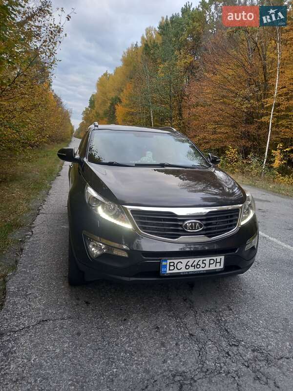 Внедорожник / Кроссовер Kia Sportage 2011 в Романове