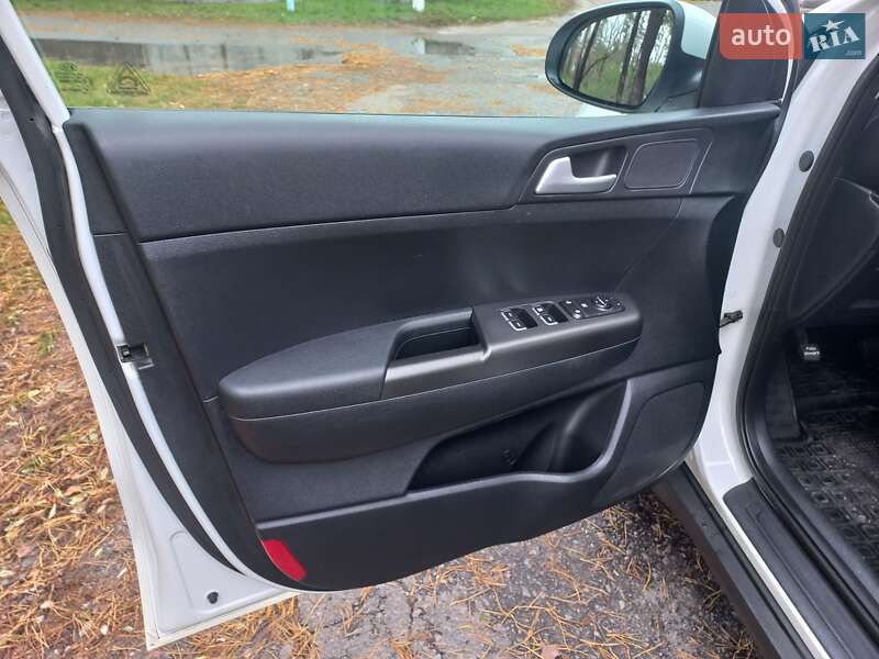 Внедорожник / Кроссовер Kia Sportage 2019 в Киеве