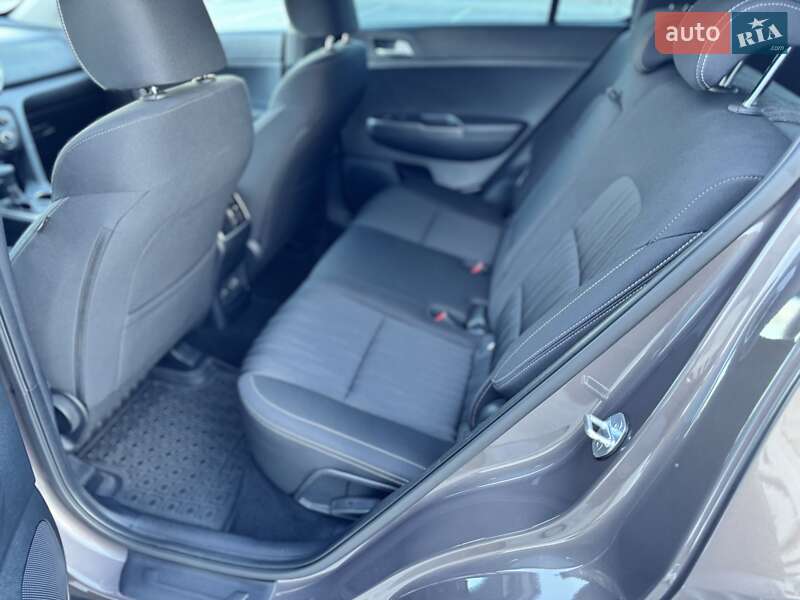 Позашляховик / Кросовер Kia Sportage 2021 в Харкові фото 47 Позашляховик / Кросовер Kia Sportage 2021 в Харкові