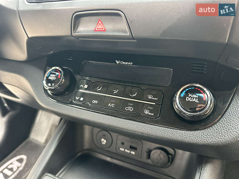 Внедорожник / Кроссовер Kia Sportage 2011 в Виннице