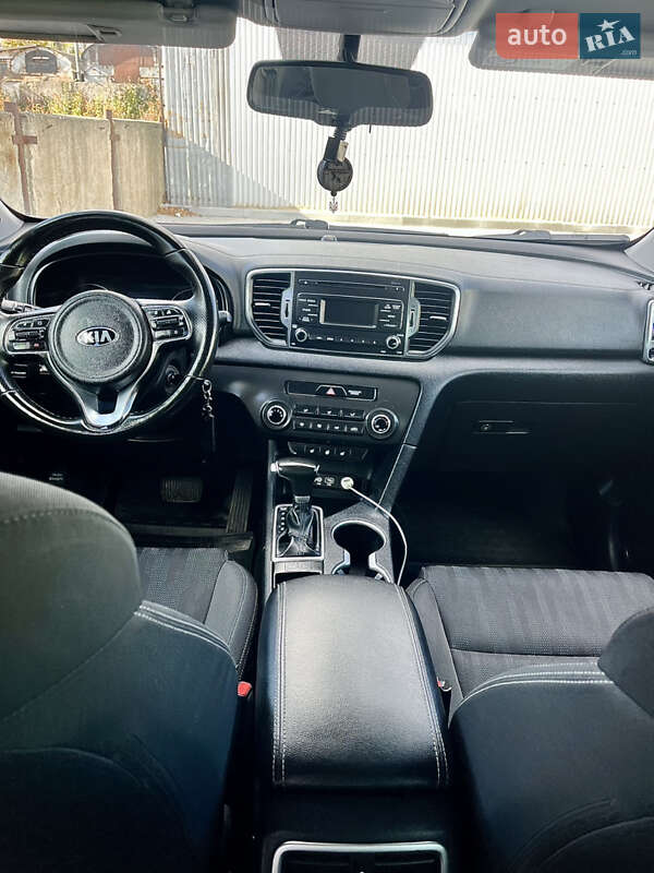 Позашляховик / Кросовер Kia Sportage 2016 в Тернополі фото 50 Позашляховик / Кросовер Kia Sportage 2016 в Тернополі