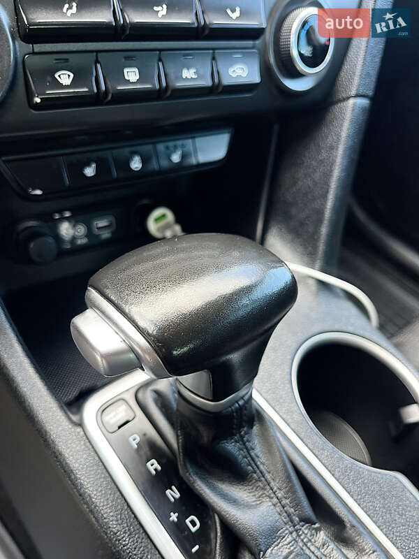 Позашляховик / Кросовер Kia Sportage 2016 в Тернополі фото 72 Позашляховик / Кросовер Kia Sportage 2016 в Тернополі