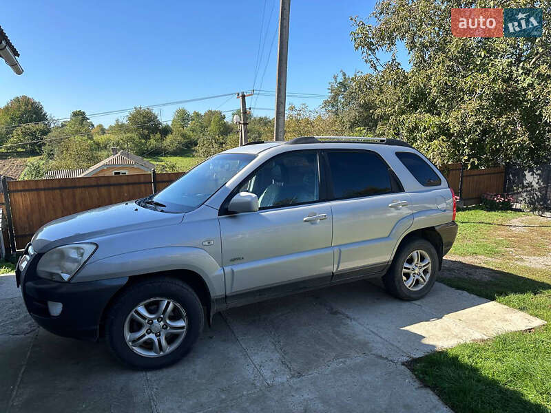 Позашляховик / Кросовер Kia Sportage 2005 в Бурштині