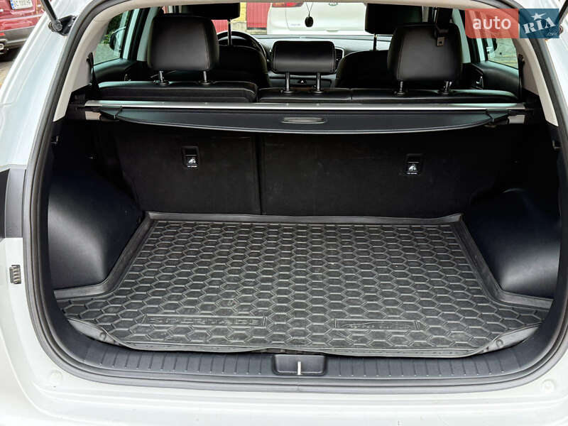 Позашляховик / Кросовер Kia Sportage 2017 в Дрогобичі фото 12 Позашляховик / Кросовер Kia Sportage 2017 в Дрогобичі