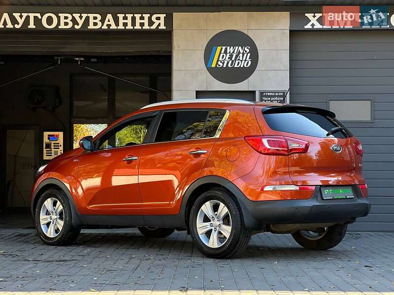 Позашляховик / Кросовер Kia Sportage 2011 в Одесі