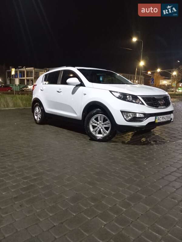 Внедорожник / Кроссовер Kia Sportage 2010 в Рожище