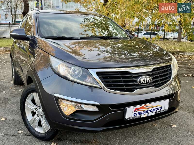 Внедорожник / Кроссовер Kia Sportage 2013 в Киеве