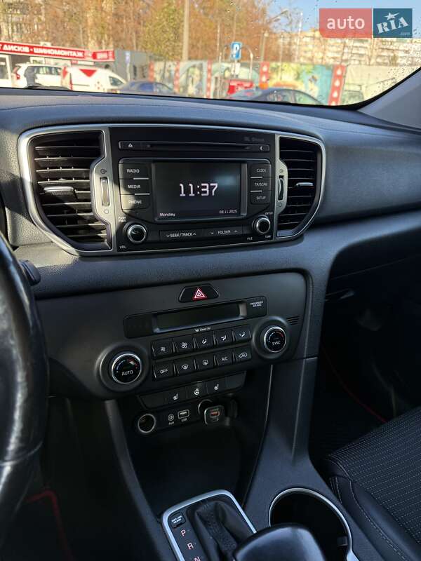 Позашляховик / Кросовер Kia Sportage 2017 в Києві