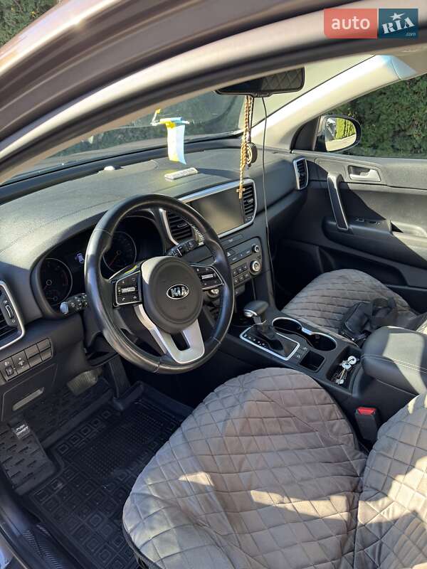 Позашляховик / Кросовер Kia Sportage 2020 в Тернополі фото 12 Позашляховик / Кросовер Kia Sportage 2020 в Тернополі