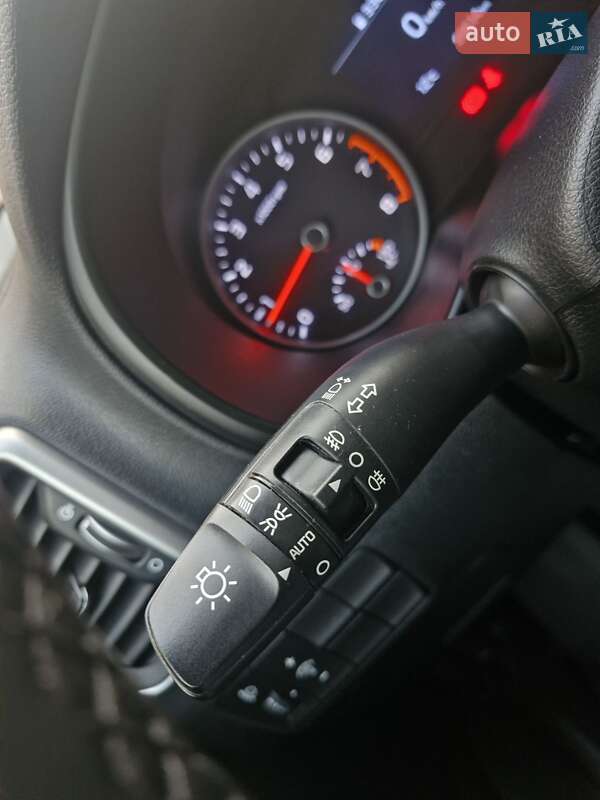 Внедорожник / Кроссовер Kia Sportage 2021 в Мотовиловке