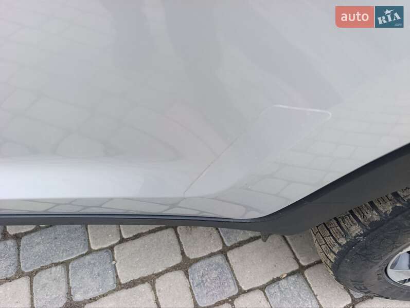 Позашляховик / Кросовер Kia Sportage 2011 в Чернівцях