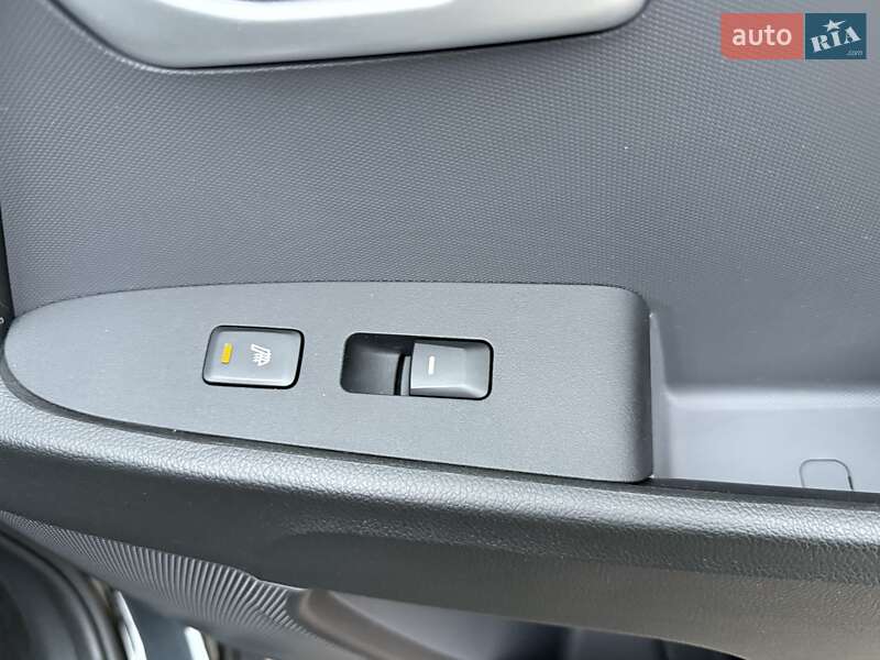 Внедорожник / Кроссовер Kia Sportage 2015 в Гнивани фото 27 Внедорожник / Кроссовер Kia Sportage 2015 в Гнивани