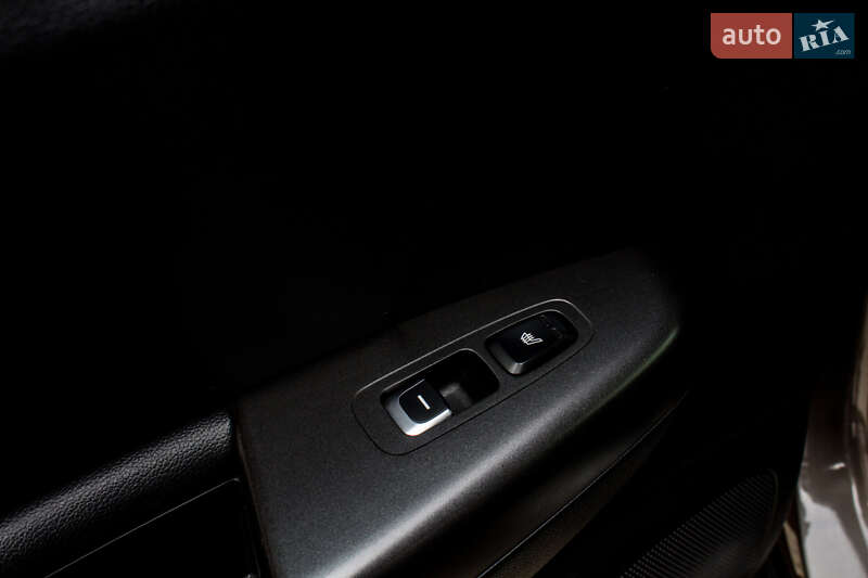 Внедорожник / Кроссовер Kia Sportage 2018 в Львове