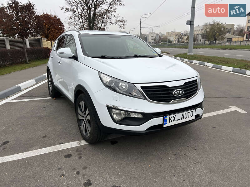 Внедорожник / Кроссовер Kia Sportage 2011 в Харькове