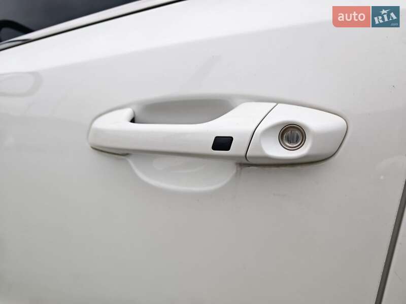 Внедорожник / Кроссовер Kia Sportage 2015 в Могилев-Подольске